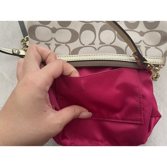 Coach Daisy Pop C Applique Medium Wristlet Bag - Picture 10 of 10